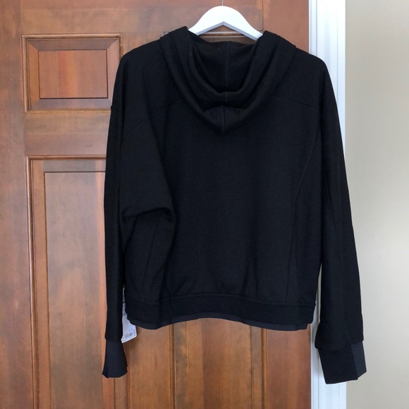 Host Pick !! Athleta black recover hoodie. NWTs - Picture 13 of 14